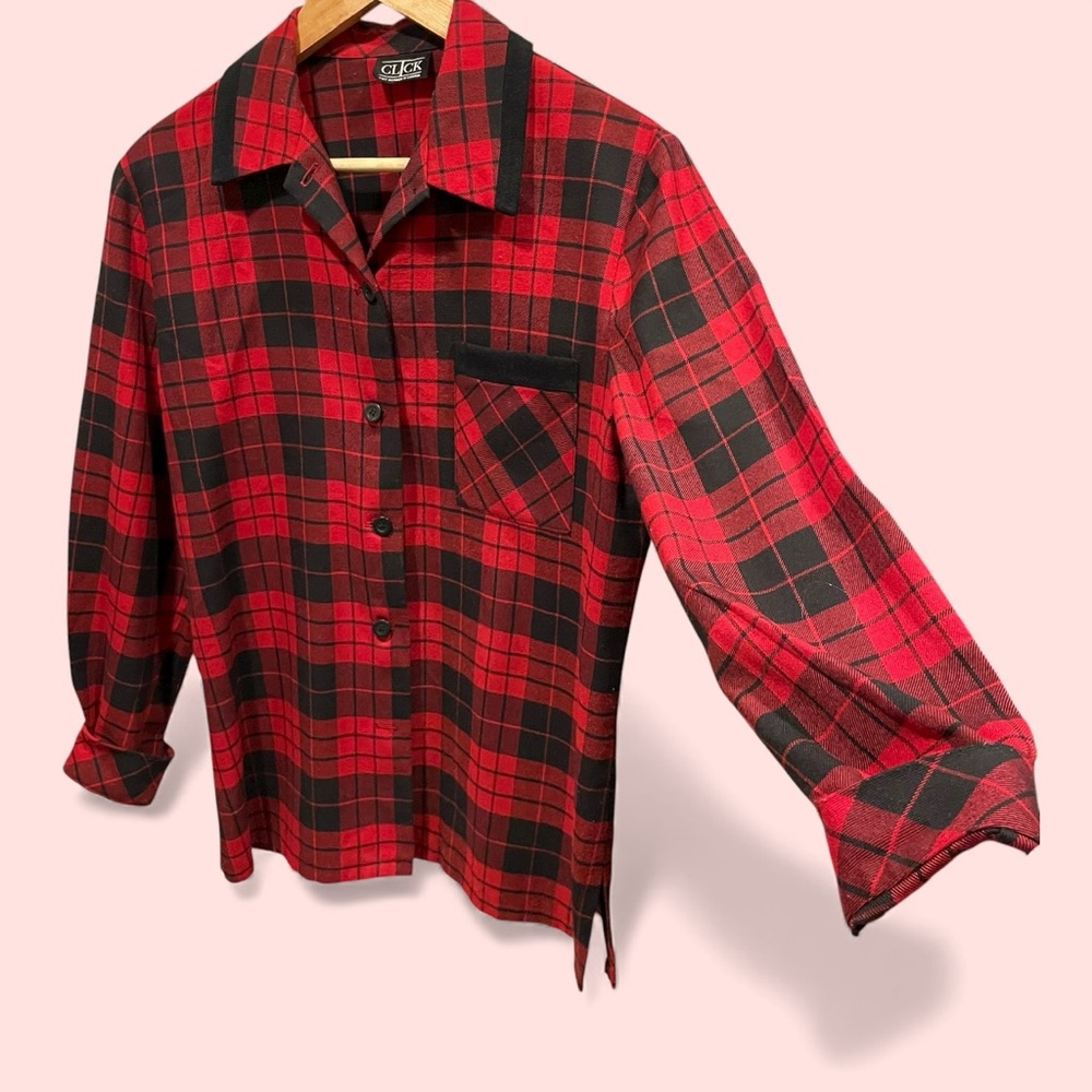 Cute soft plaid flannel pajama-inspired button front top Click Canada oversized